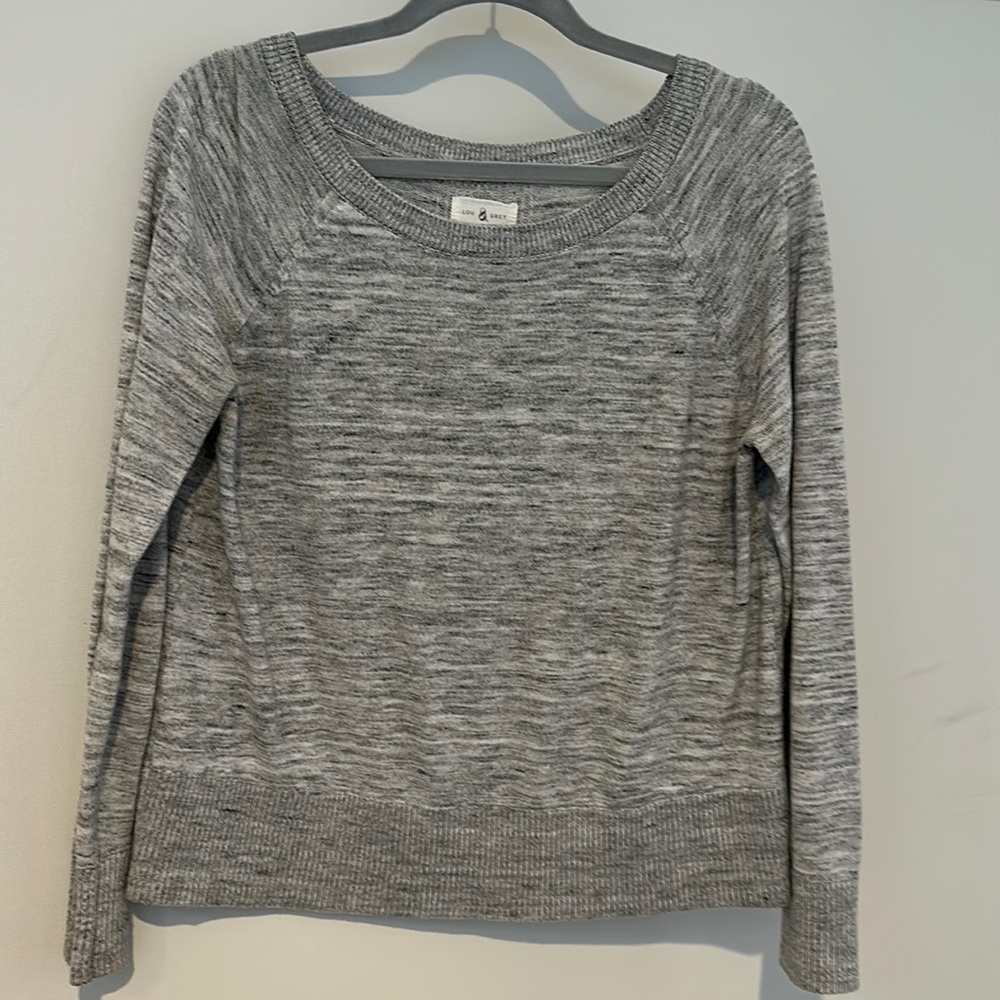 Lightweight sweater